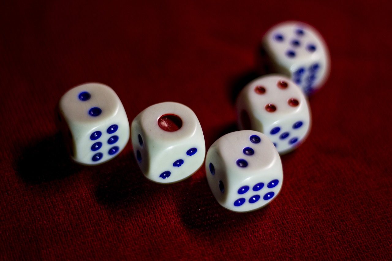 Y a-t-il vraiment une différence entre Yams et Yahtzee ?